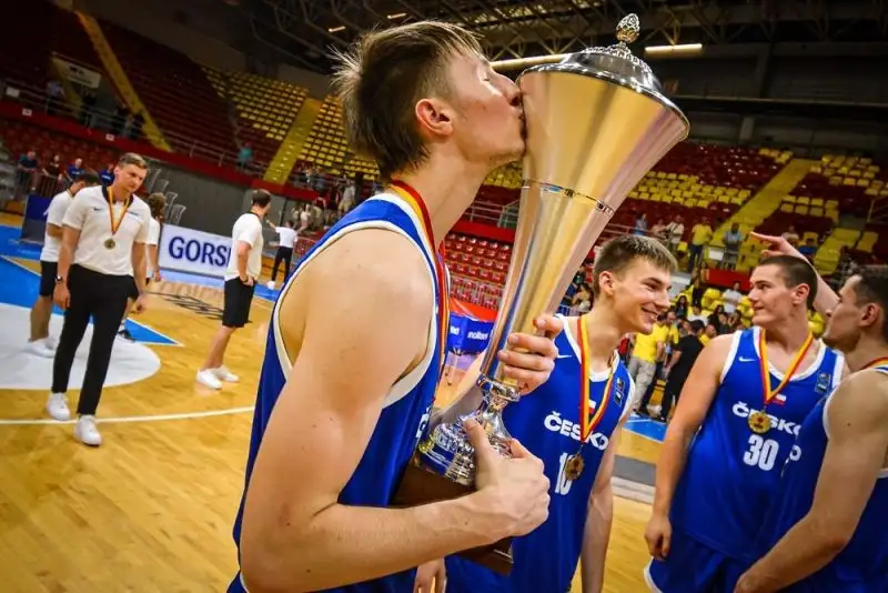 Petr Štovíček a Adam Galko na ME U20B