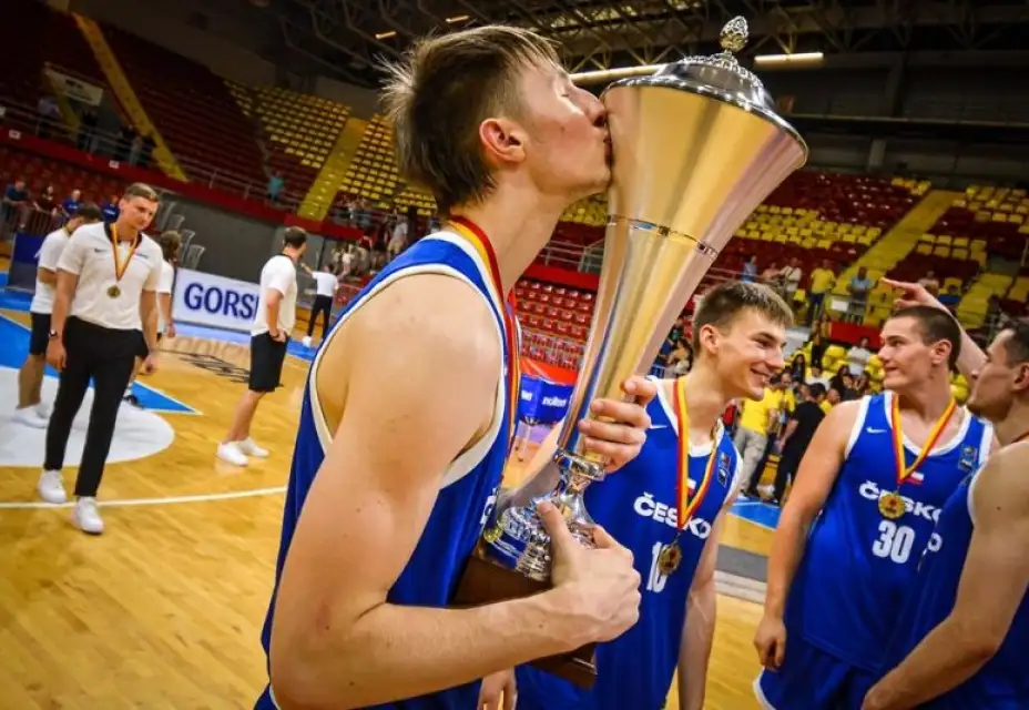 Petr Štovíček a Adam Galko na ME U20B