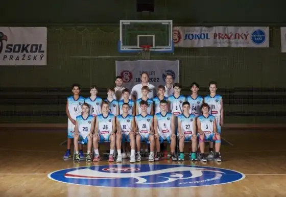 Šesté místo taky místo
